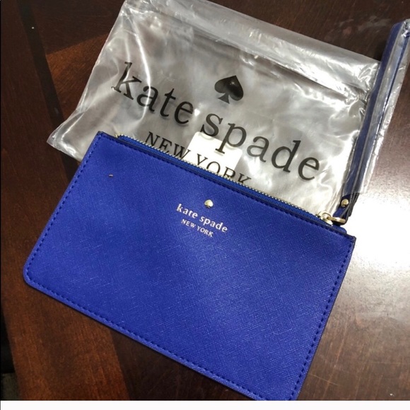 ⚡️30$Flash Kate spade wristlet/clutch blue 88$ - Picture 2 of 3